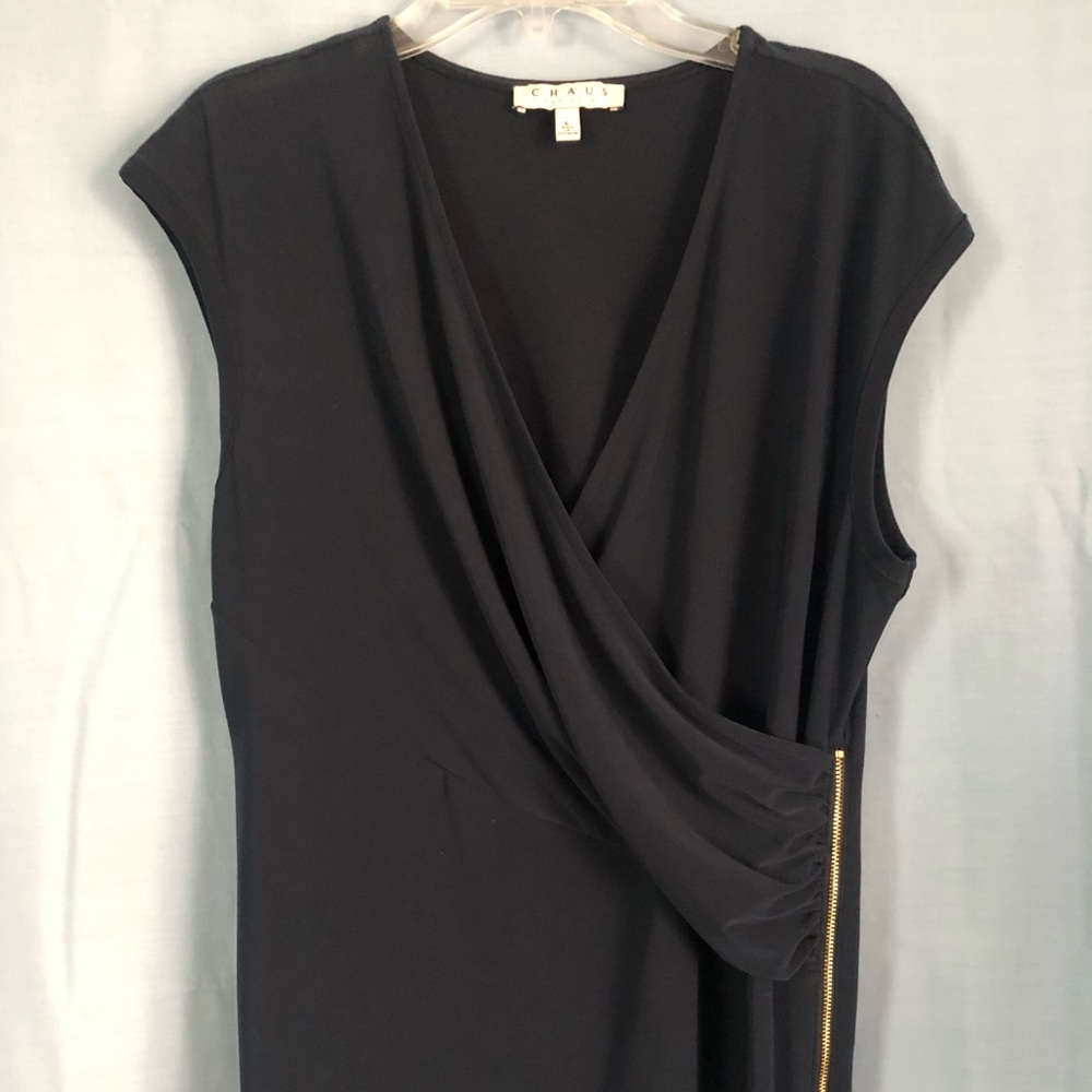 Chaus Sleeveless Blouse, Size Large, Navy Color
